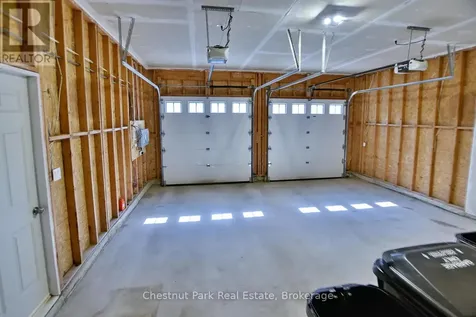 38 Clubhouse Drive Collingwood ON L9Y 4Z6