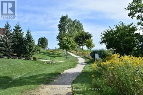 38 Clubhouse Drive Collingwood ON L9Y 4Z6