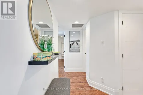 24 Ramblings Way Collingwood ON L9Y 5C6
