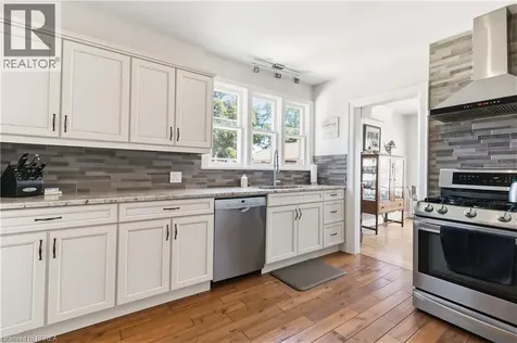 134 Queensway Drive Brantford ON N3R 4X3