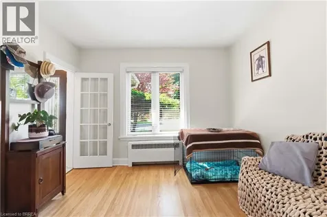 134 Queensway Drive Brantford ON N3R 4X3