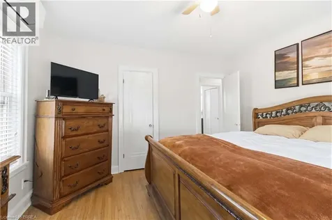 134 Queensway Drive Brantford ON N3R 4X3