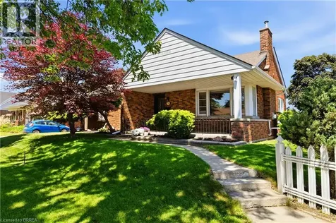 134 Queensway Drive Brantford ON N3R 4X3