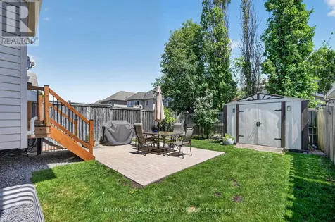 968 Lucille Way Ottawa ON K4A 4J2