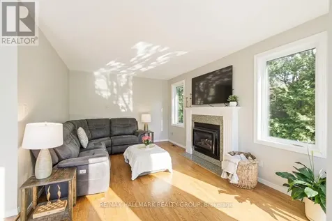 37 Stitt Street Ottawa ON K2S 0R5