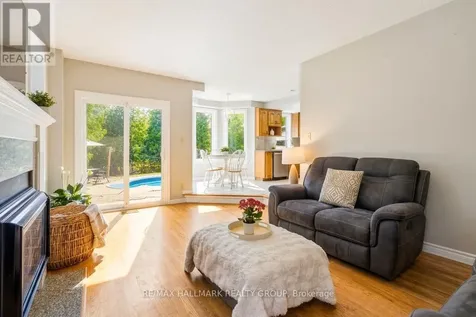 37 Stitt Street Ottawa ON K2S 0R5