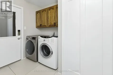 37 Stitt Street Ottawa ON K2S 0R5