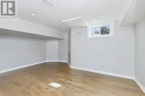 37 Stitt Street Ottawa ON K2S 0R5