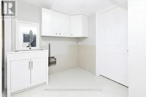 37 Stitt Street Ottawa ON K2S 0R5
