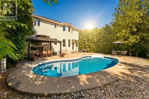 37 Stitt Street Ottawa ON K2S 0R5