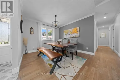 2 Lavina Crescent Ottawa ON K2H 7P2