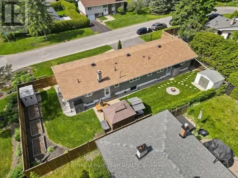 2 Lavina Crescent Ottawa ON K2H 7P2