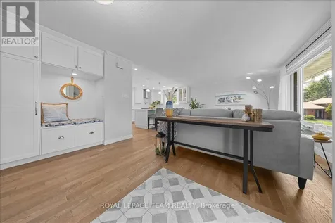 2 Lavina Crescent Ottawa ON K2H 7P2