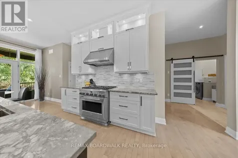 7412 Blue Water Crescent Ottawa ON K4P 0C8