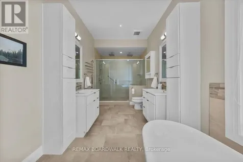 7412 Blue Water Crescent Ottawa ON K4P 0C8