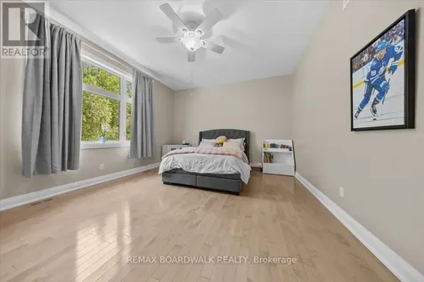 7412 Blue Water Crescent Ottawa ON K4P 0C8