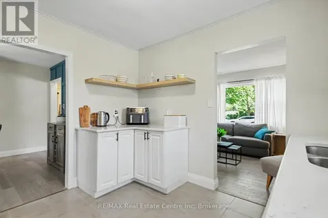 57 Vancouver Drive Guelph (st. George's) ON N1E 2G1