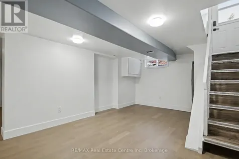 57 Vancouver Drive Guelph (st. George's) ON N1E 2G1