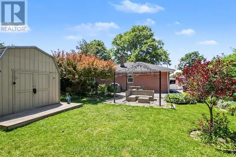 57 Vancouver Drive Guelph (st. George's) ON N1E 2G1