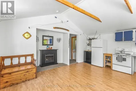 112 Arbor Vitae Road Madawaska Valley ON K0J 1B0