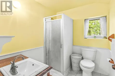 112 Arbor Vitae Road Madawaska Valley ON K0J 1B0