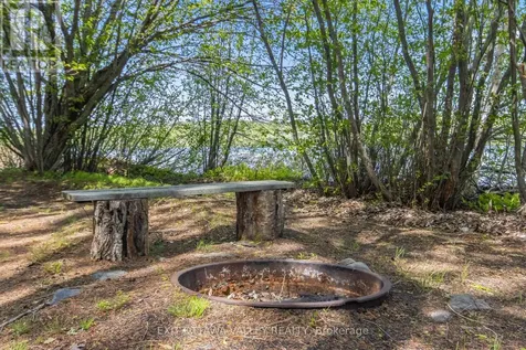 112 Arbor Vitae Road Madawaska Valley ON K0J 1B0
