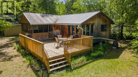 112 Arbor Vitae Road Madawaska Valley ON K0J 1B0