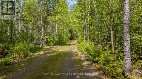 112 Arbor Vitae Road Madawaska Valley ON K0J 1B0