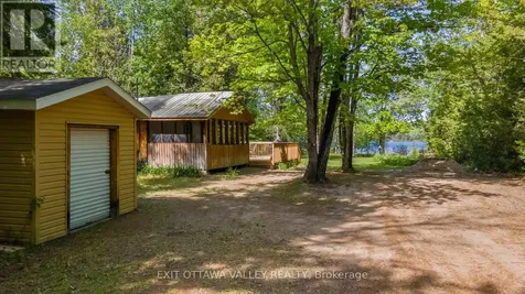112 Arbor Vitae Road Madawaska Valley ON K0J 1B0