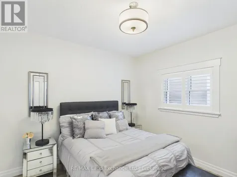 311 Lewis Road Huron-kinloss ON N2Z 0A4