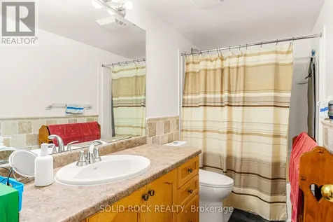 26 Regency Place Brockville ON K6V 7M5