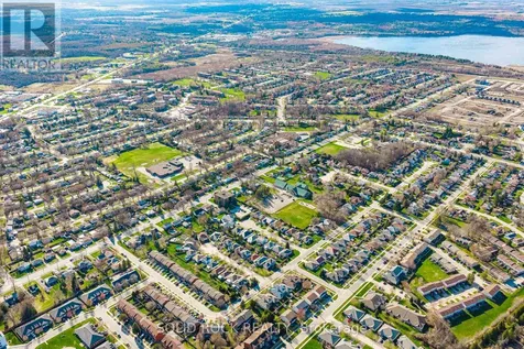 26 Regency Place Brockville ON K6V 7M5