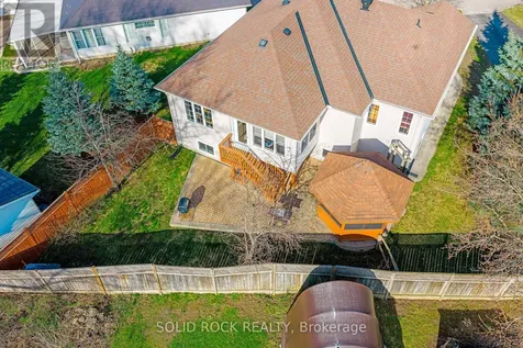 26 Regency Place Brockville ON K6V 7M5