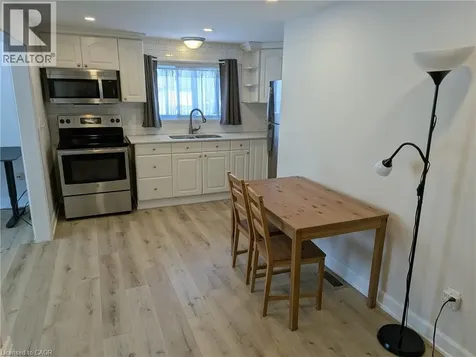 3 Maitland Avenue Hamilton ON L9A 3J4
