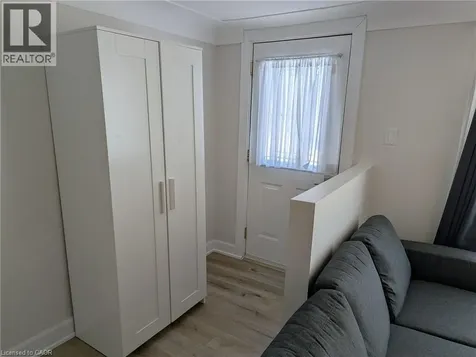 3 Maitland Avenue Hamilton ON L9A 3J4
