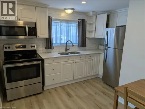3 Maitland Avenue Hamilton ON L9A 3J4