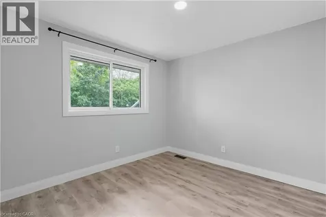 278 Purnell Place Burlington ON L7L 4N2