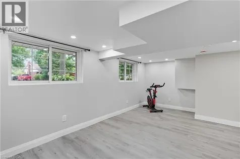 278 Purnell Place Burlington ON L7L 4N2