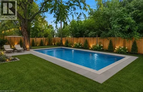 278 Purnell Place Burlington ON L7L 4N2
