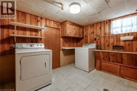 224 Glencarry Avenue Hamilton ON L8K 3R9
