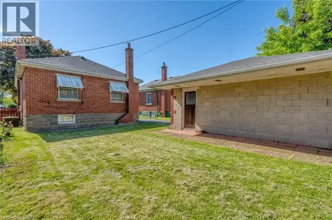 224 Glencarry Avenue Hamilton ON L8K 3R9