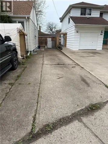 41 Beamer Street St. Catharines ON L2M 2L6