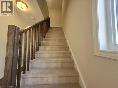 620 Colborne Street West Brantford ON N3T 0Y1