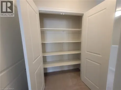 620 Colborne Street West Brantford ON N3T 0Y1