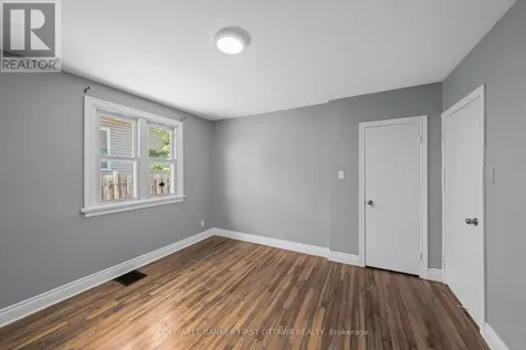 1246 Kitchener Avenue Ottawa ON K1V 6W5