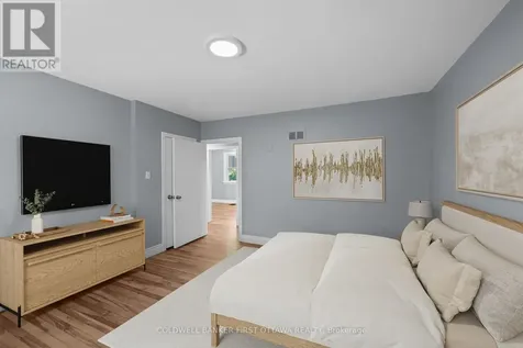 1246 Kitchener Avenue Ottawa ON K1V 6W5
