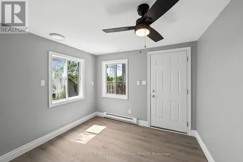 1246 Kitchener Avenue Ottawa ON K1V 6W5