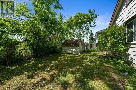 1246 Kitchener Avenue Ottawa ON K1V 6W5