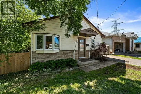 1246 Kitchener Avenue Ottawa ON K1V 6W5