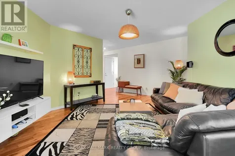 22 Terrace Drive Ottawa ON K2H 9N2